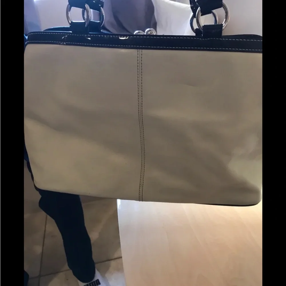 Coach handbag - Picture 2 of 5